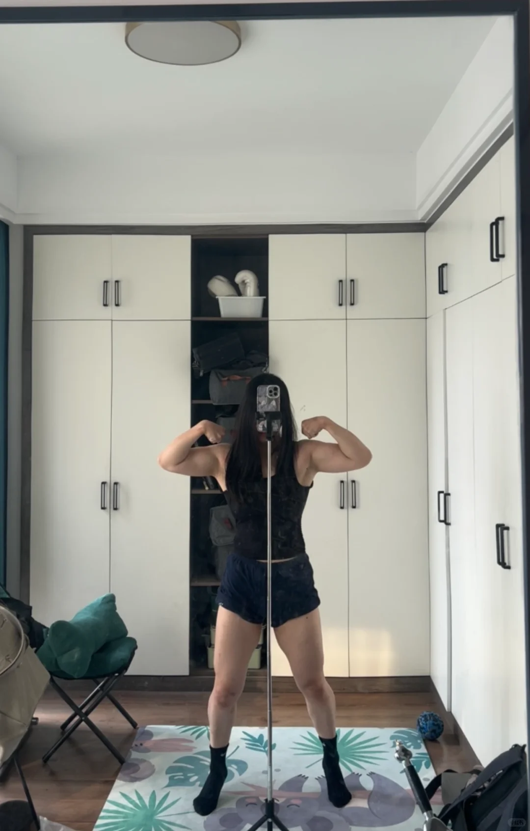 其实一开始也是朝着蜜桃臀女开始练的