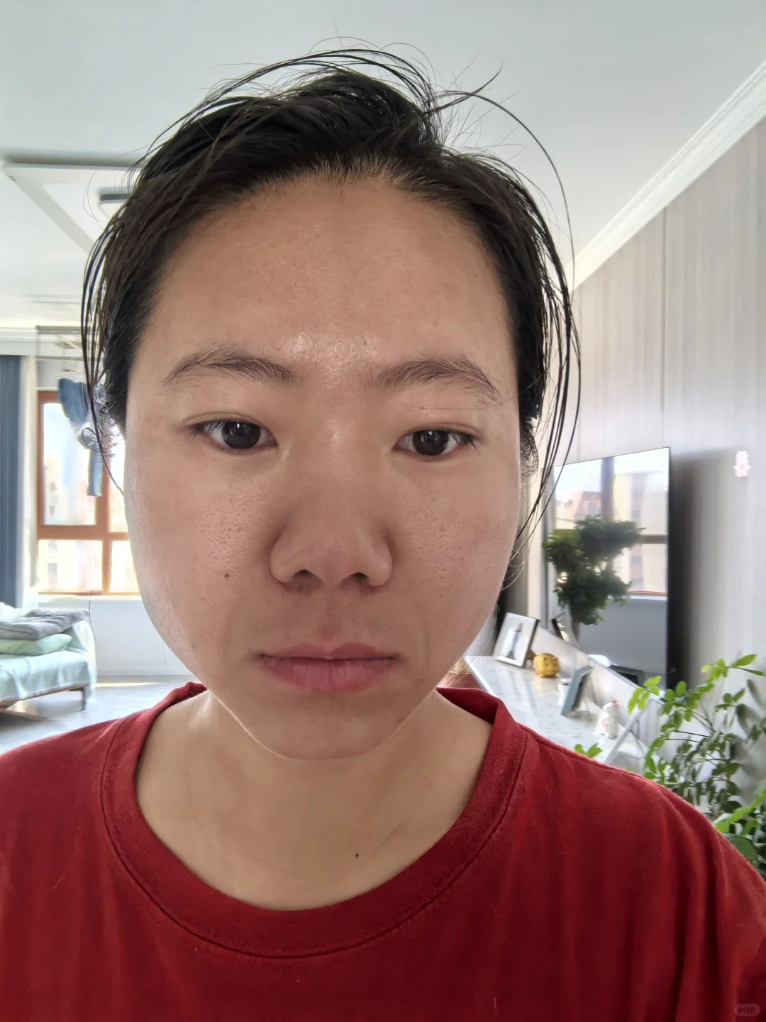 才三十岁 但是好重的法令纹啊