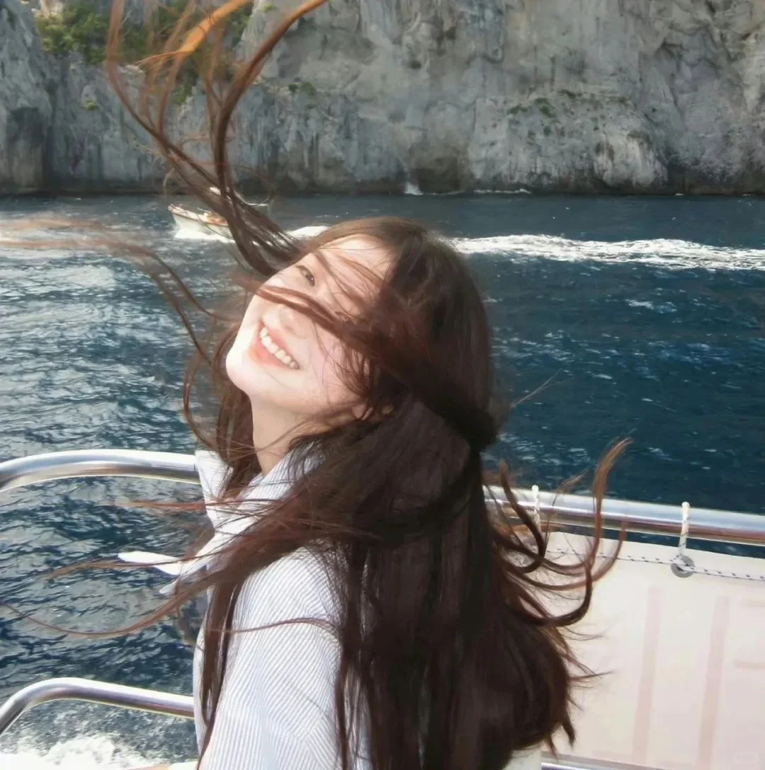 𝑺𝒉𝒂𝒓𝒆夏日海边氛围系女生头像