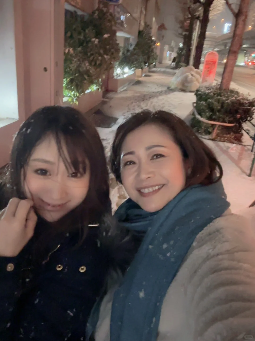 她真的超可爱的，纯颜粉。