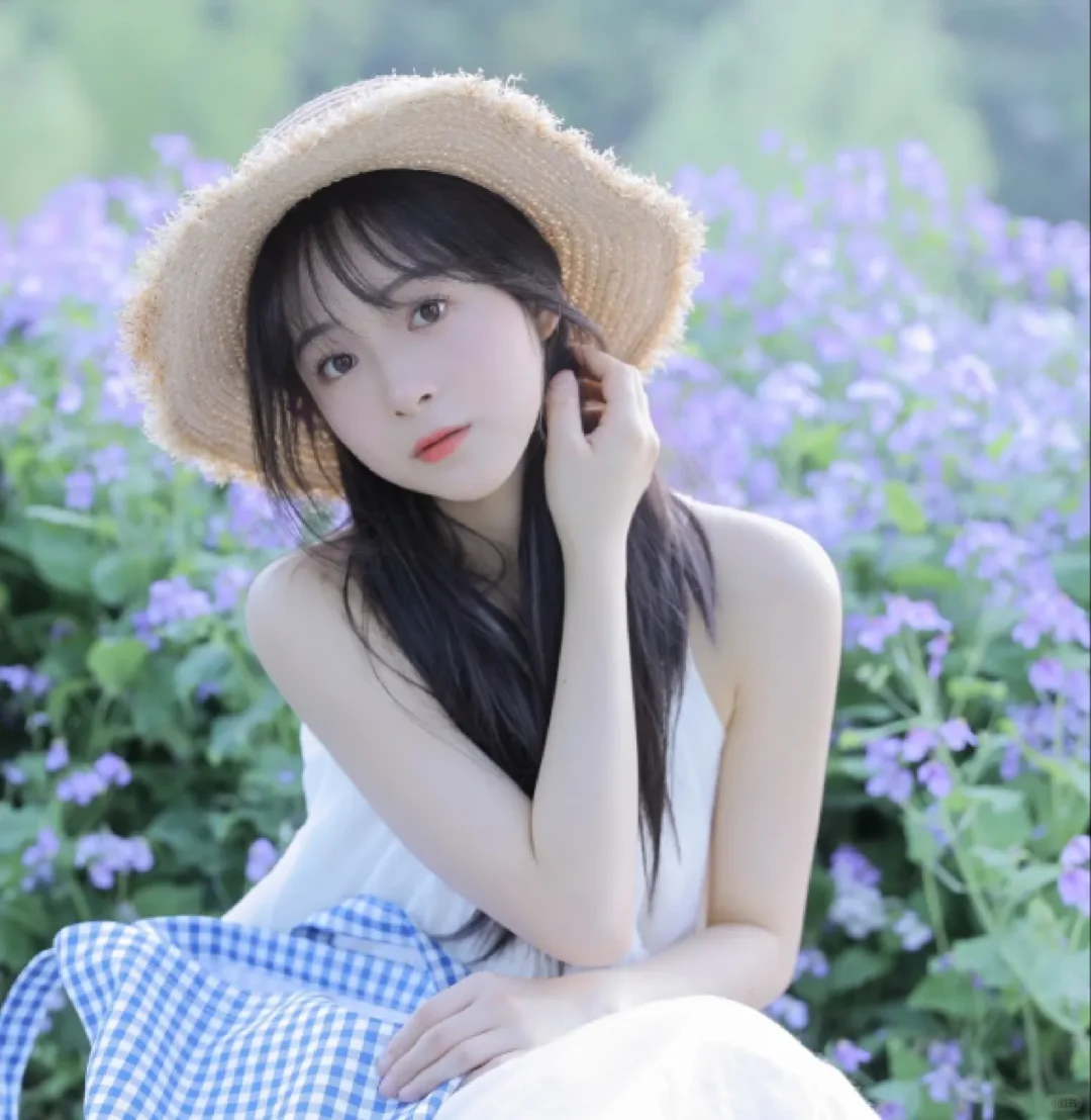 青岛04女大寻活力男友