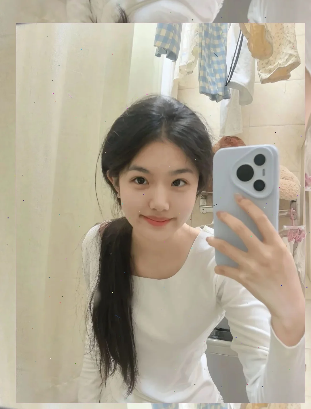 女大学生素颜照，700米外也惊艳😎