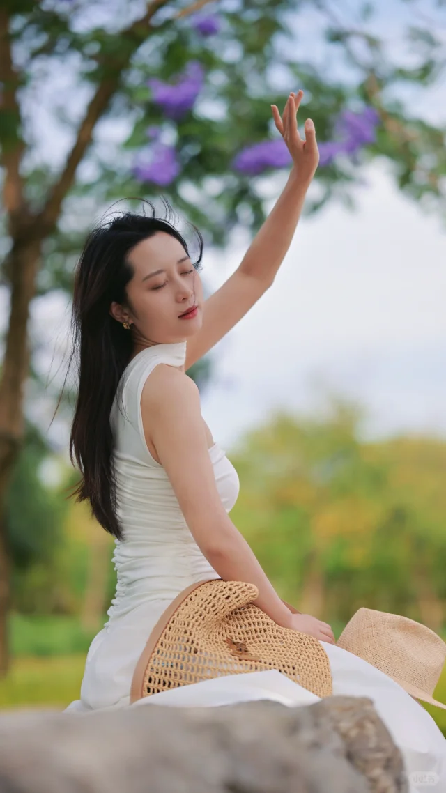 没有少女感，那就当成熟大女人～