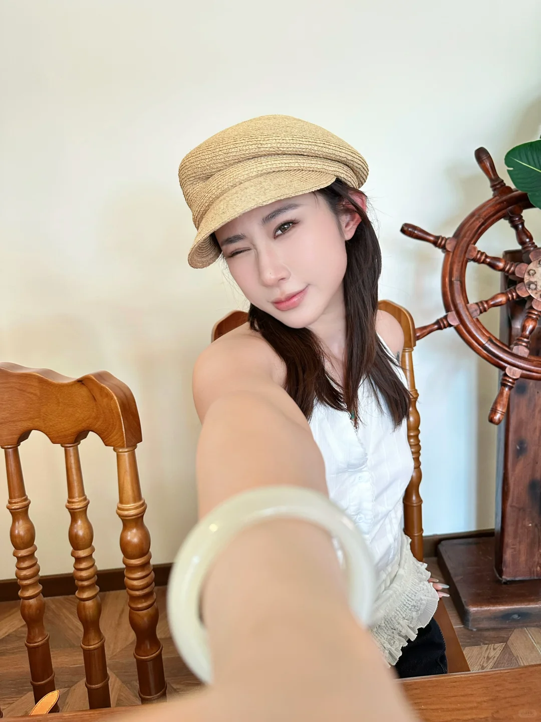 韩女拍照我悟了 太喜欢白亮透的感觉了