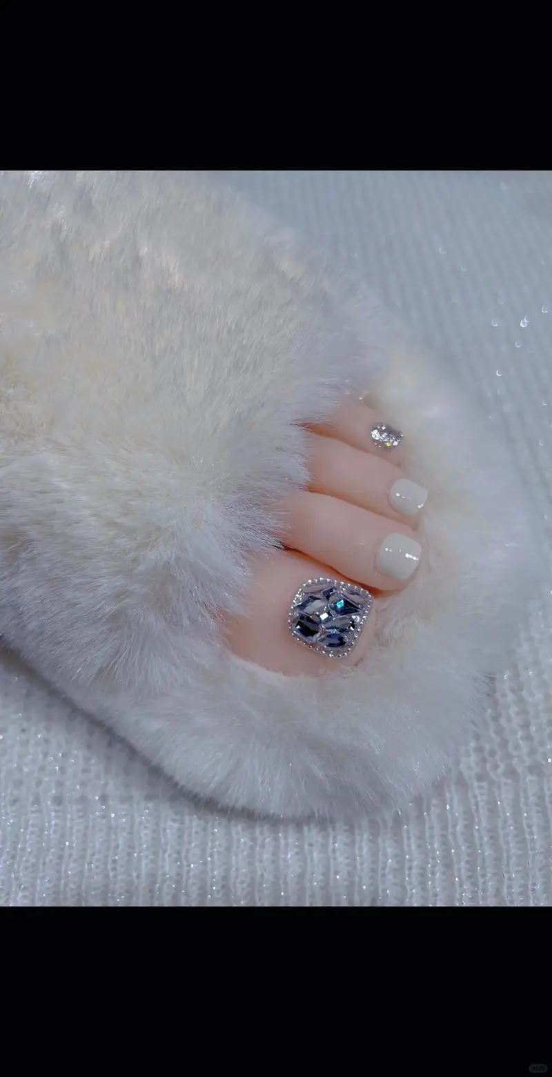 💅美足日常|超美blingbling足部美甲分享