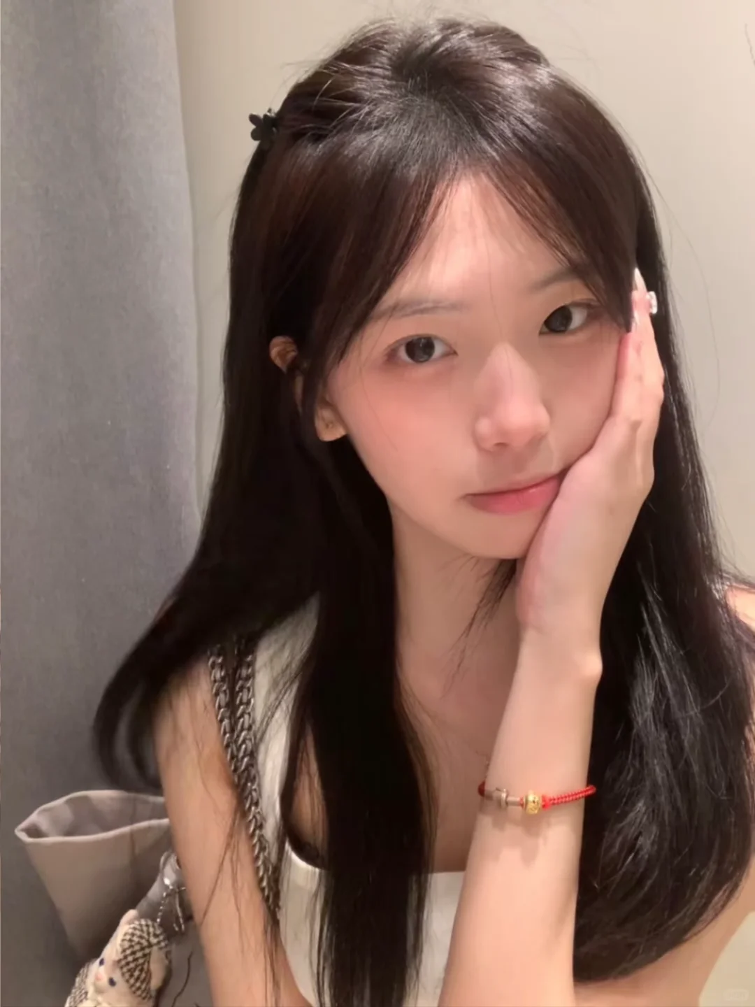 素颜 清纯女大 蹲个摄影师📹