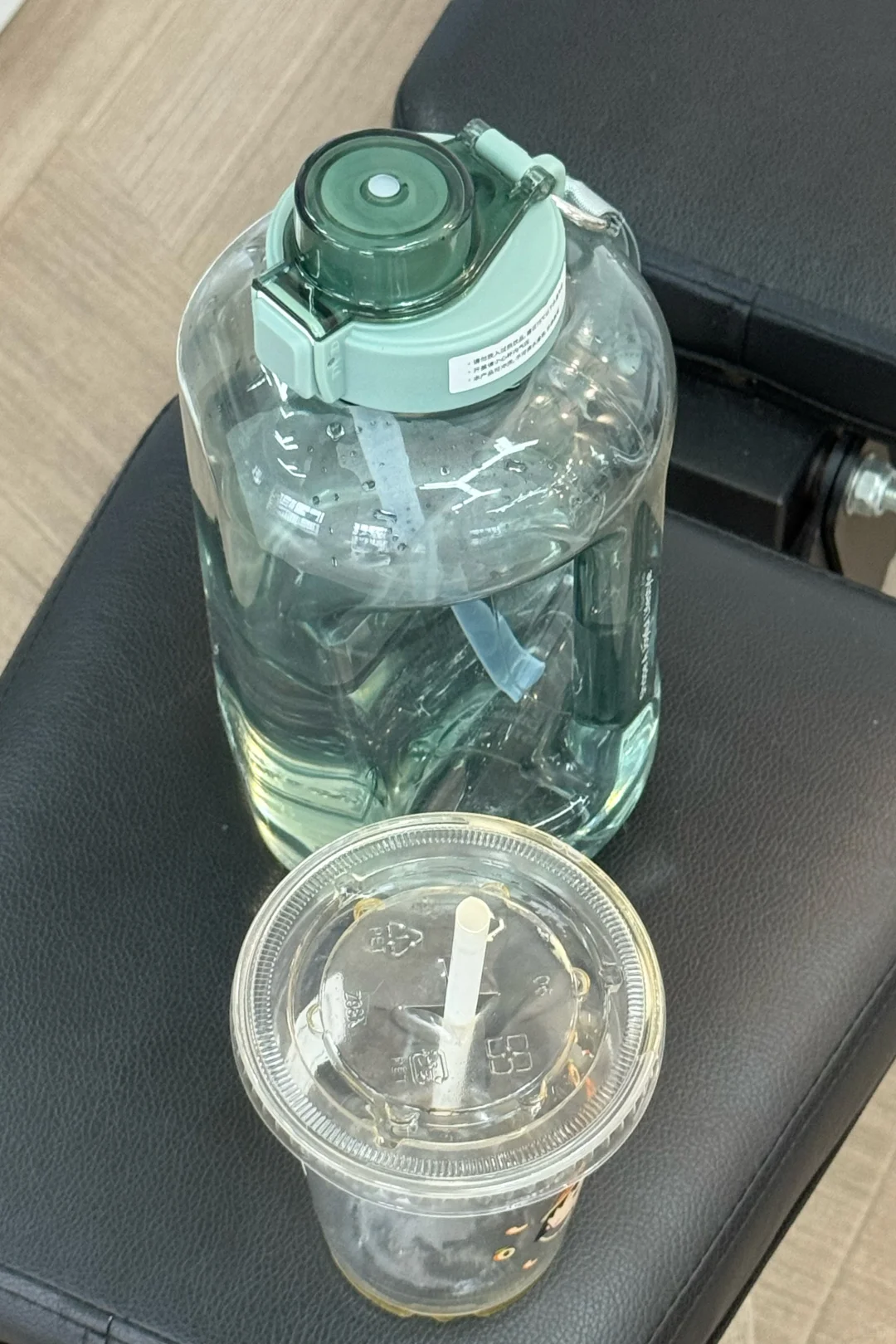 据说我很欠练，正在努力💪