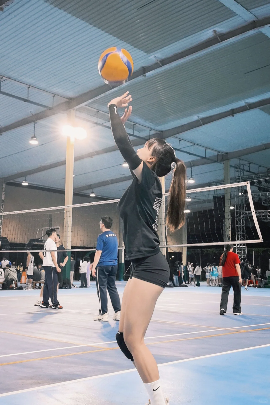 打球的时候是在发光🏐️