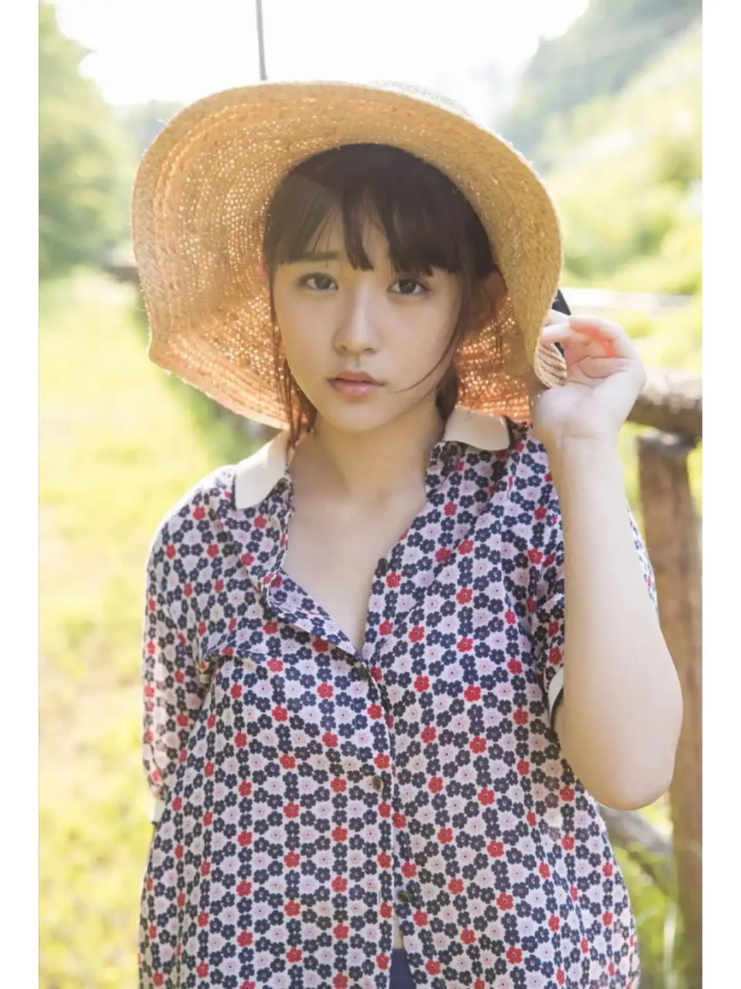浅川梨奈