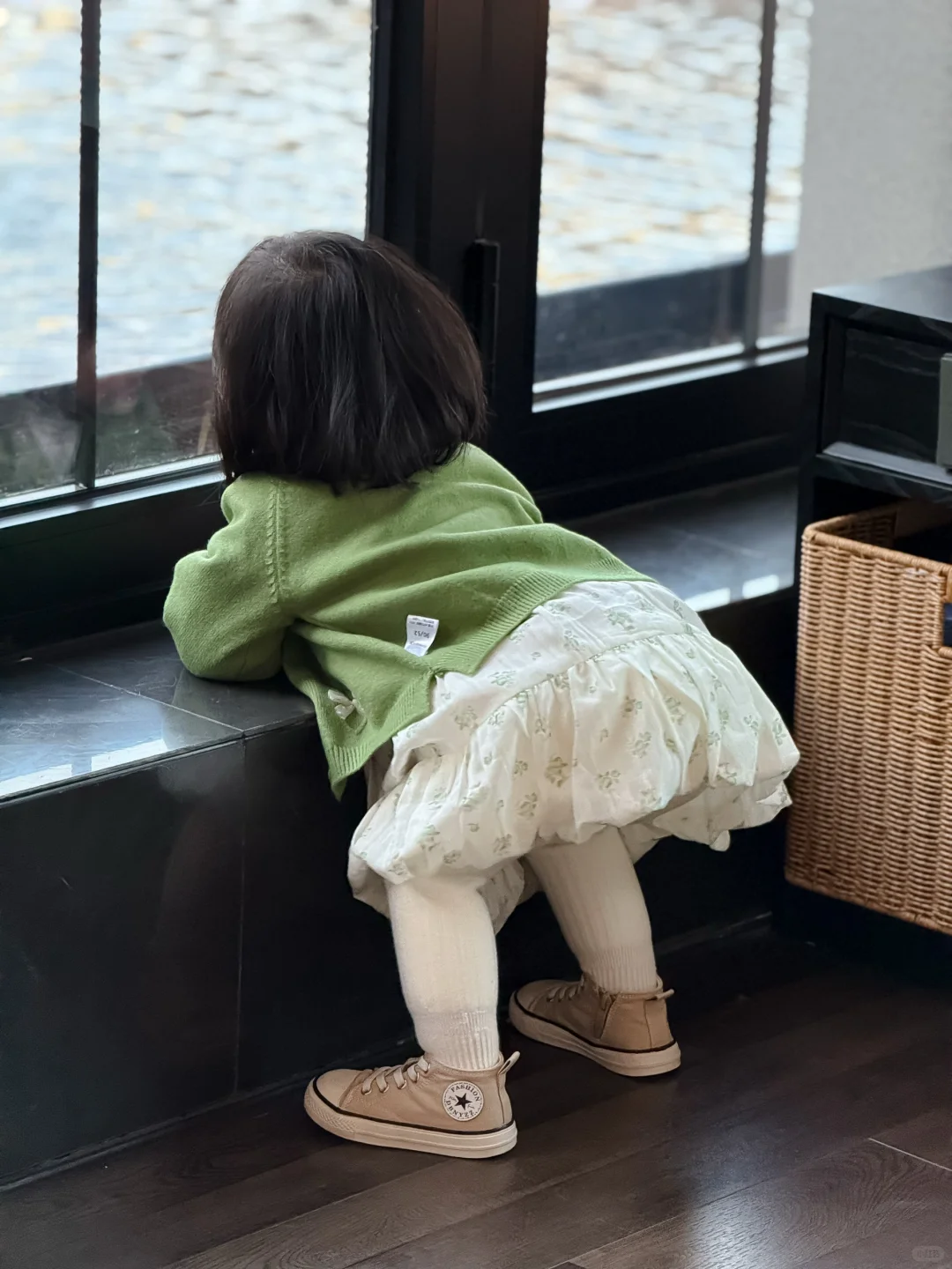 2岁女儿长得一般 打扮一下绝了