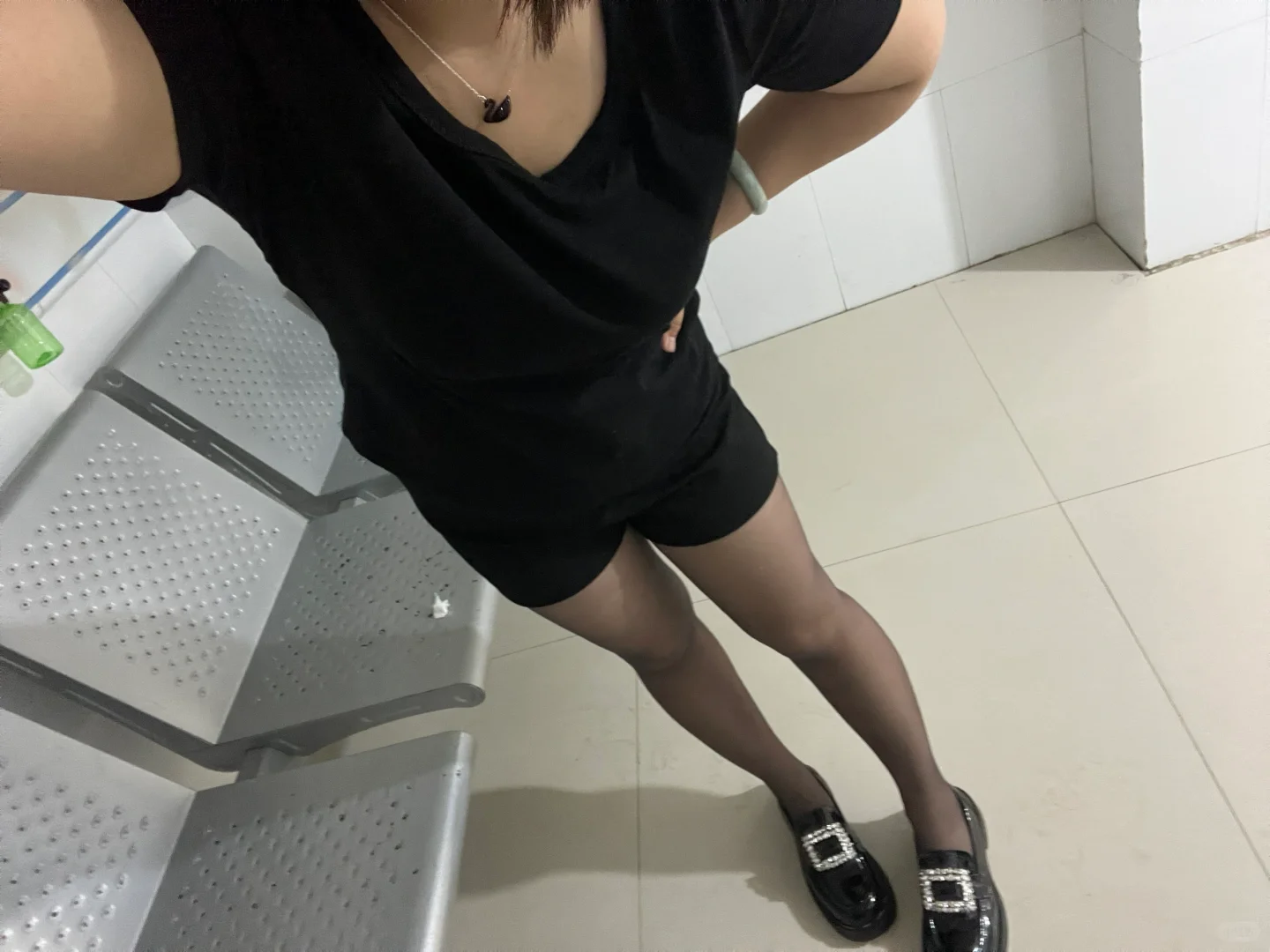 黑丝肉丝