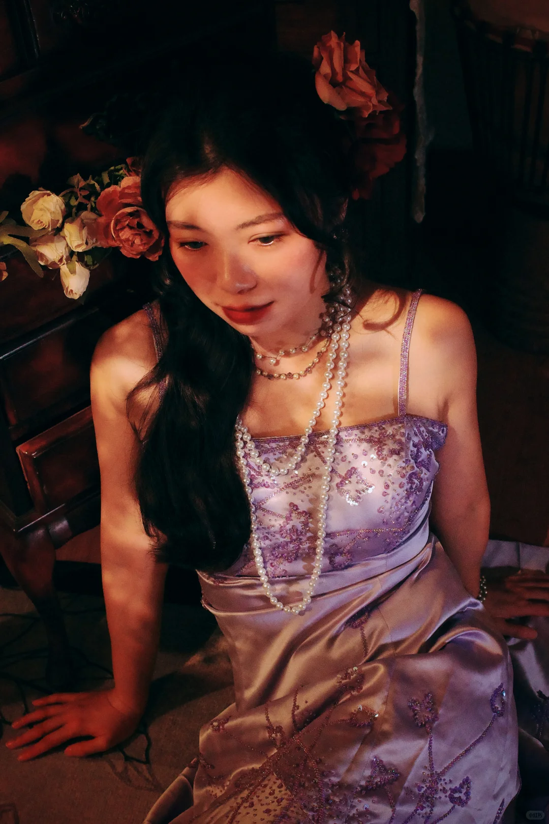 表示图上女子很美的文案