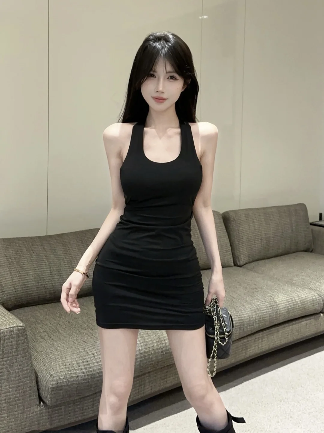 🔥辣妹必备！性感露背吊带裙~