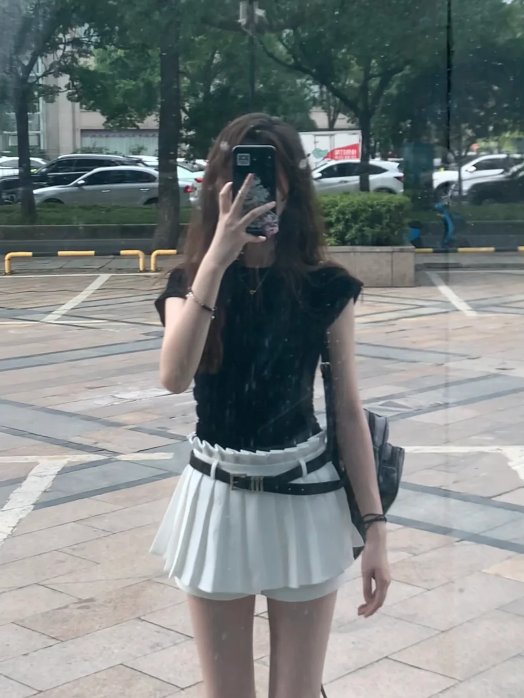 发现一条版型超绝的百褶裙