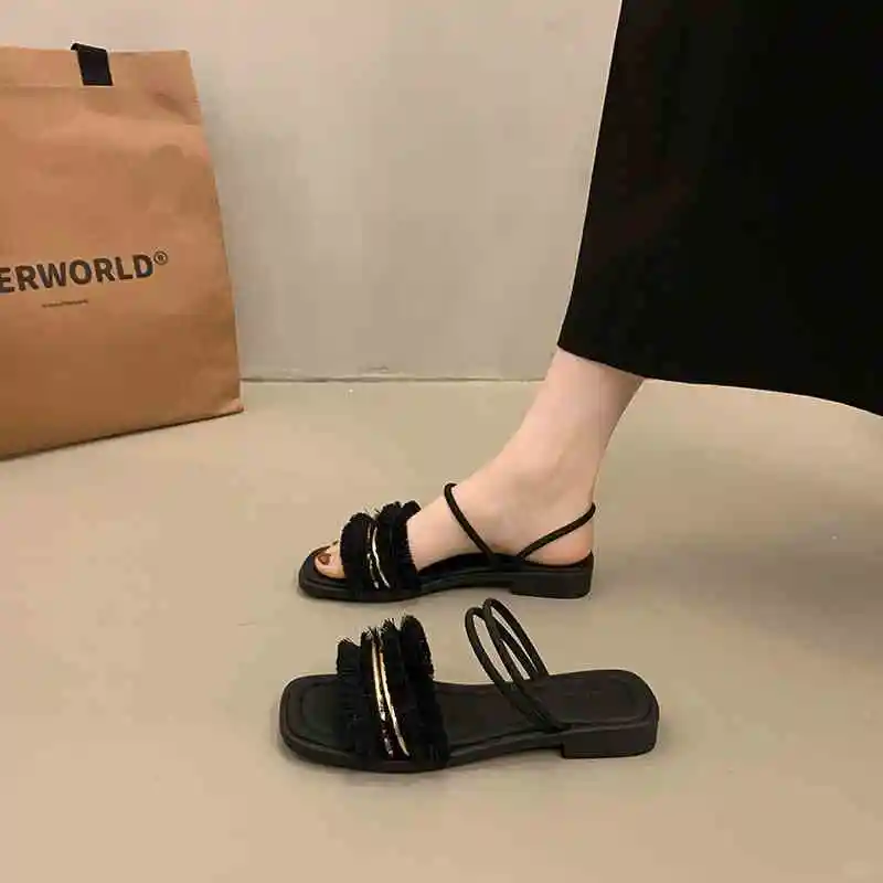 ✨法式拖鞋美到窒息！海边穿搭必备👠