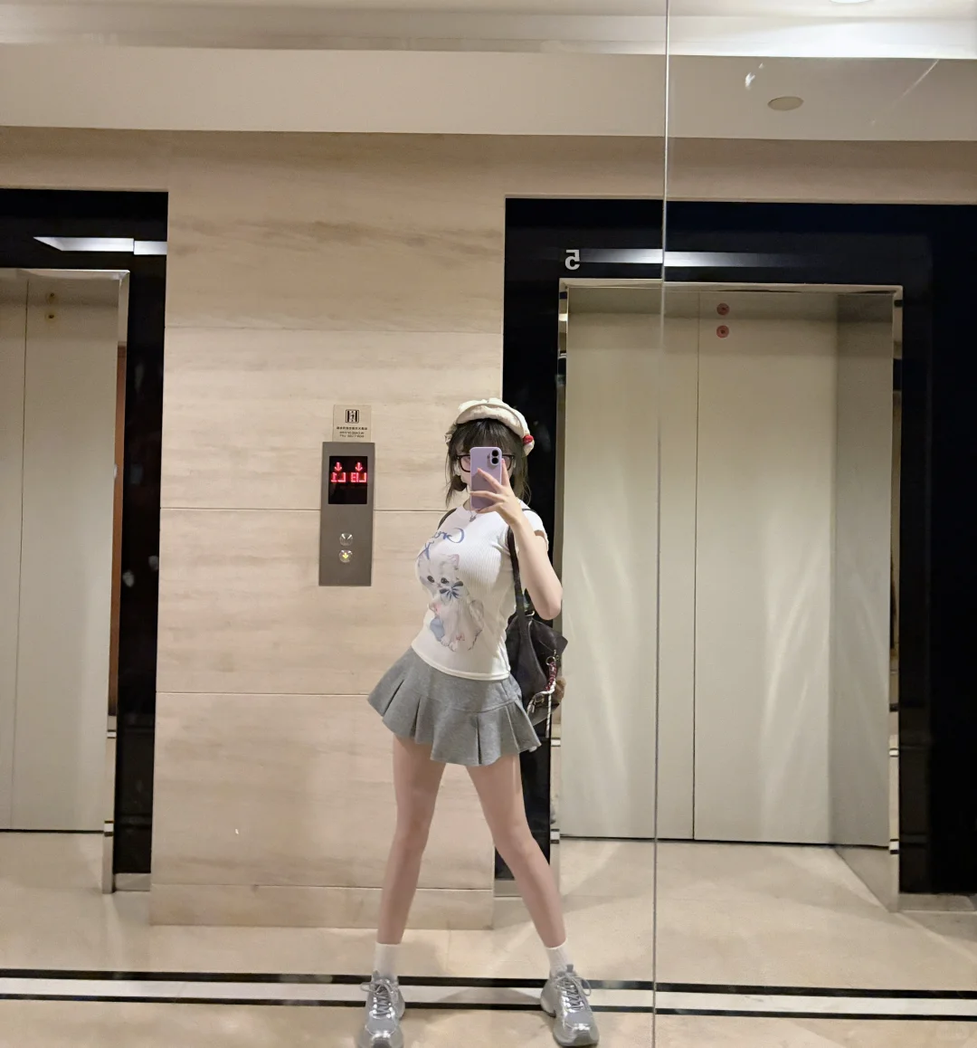 163 100斤微微胖小女孩儿大胸纯欲小穿搭