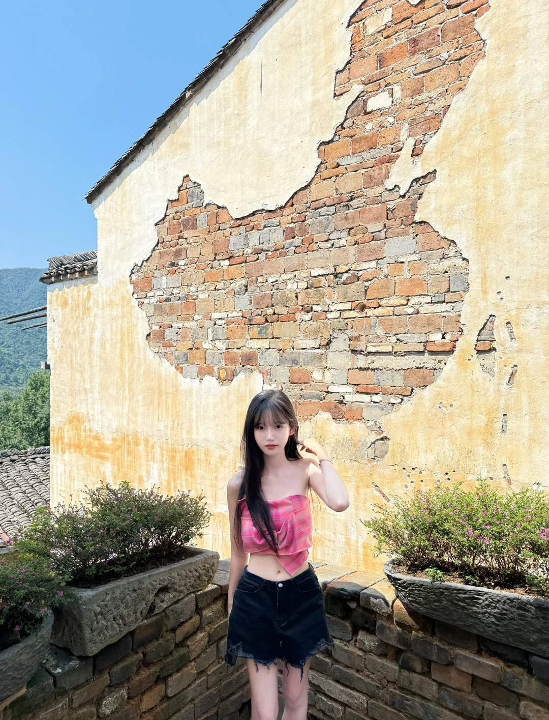 妈妈问我为什么天天穿吊带…