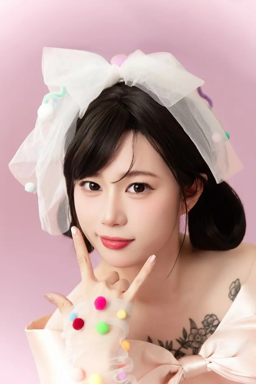 粉色系少女写真、少女写真