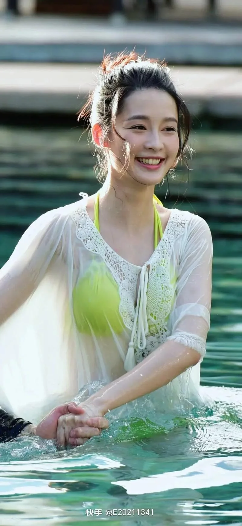 李沁——泳池派对