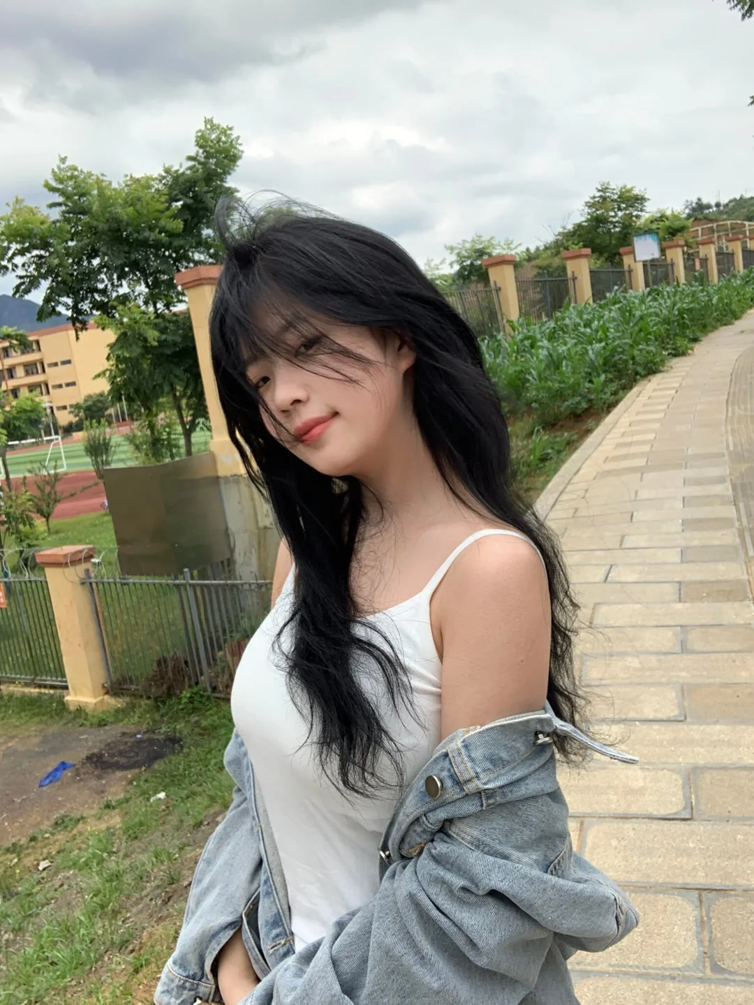 喂你好这里是辣妹～大良