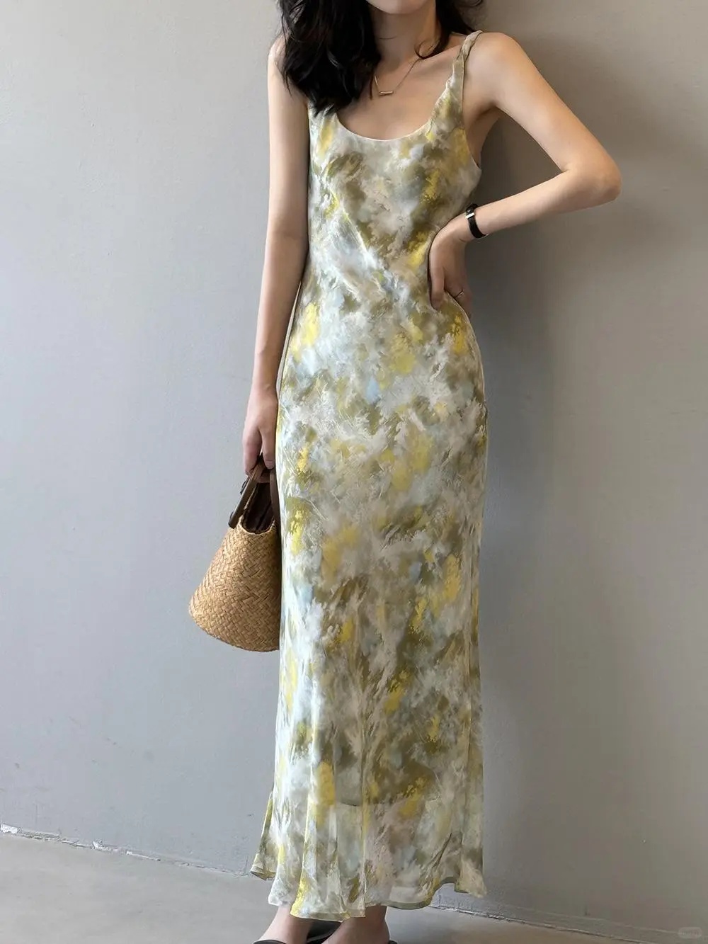 👗性感法式吊带裙✨