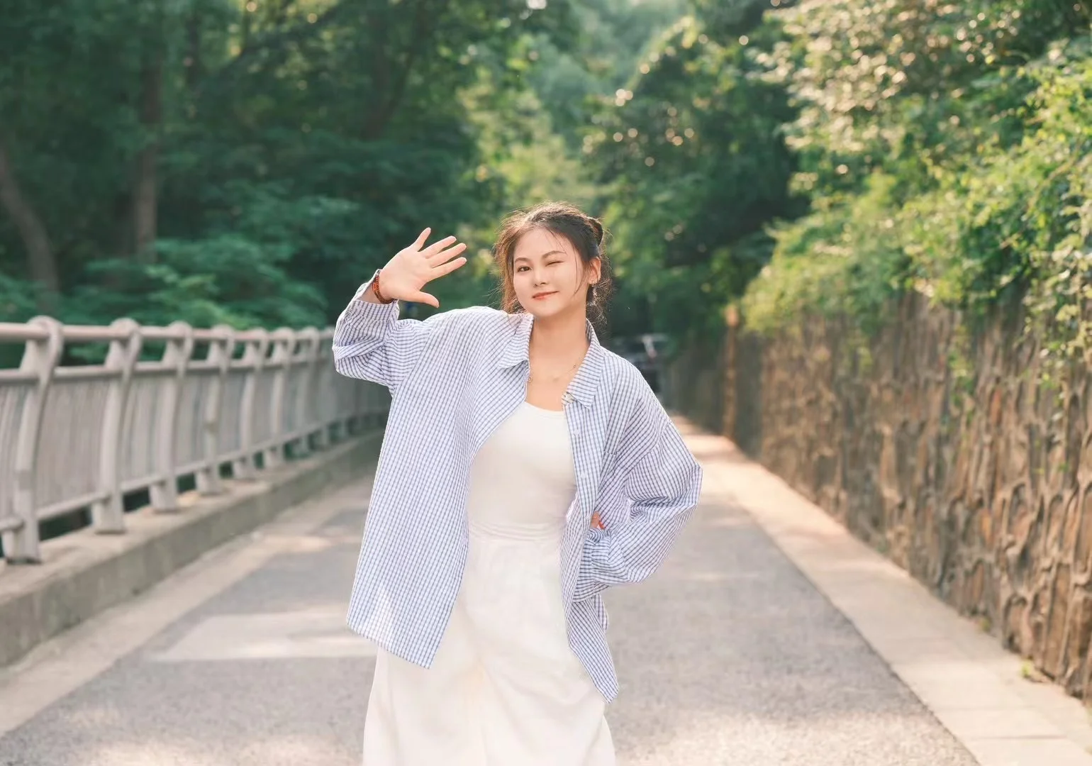 女大摄影｜在无锡的老小区富士直出📷