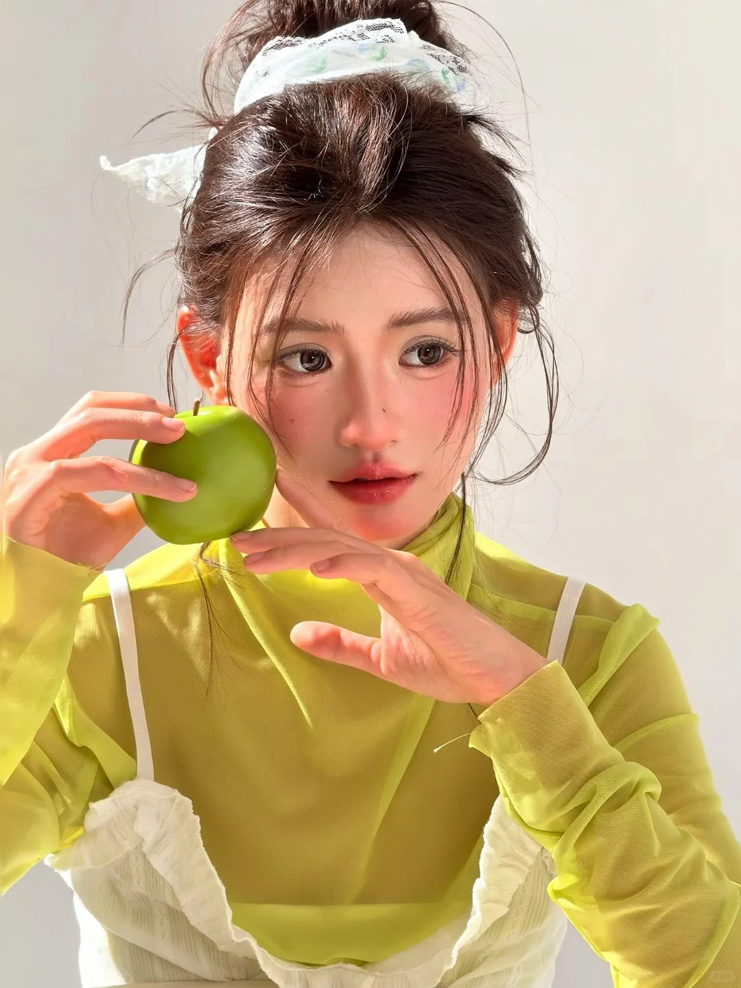 🍏苹果妆容live图｜清透感妆容我用苹果拍了