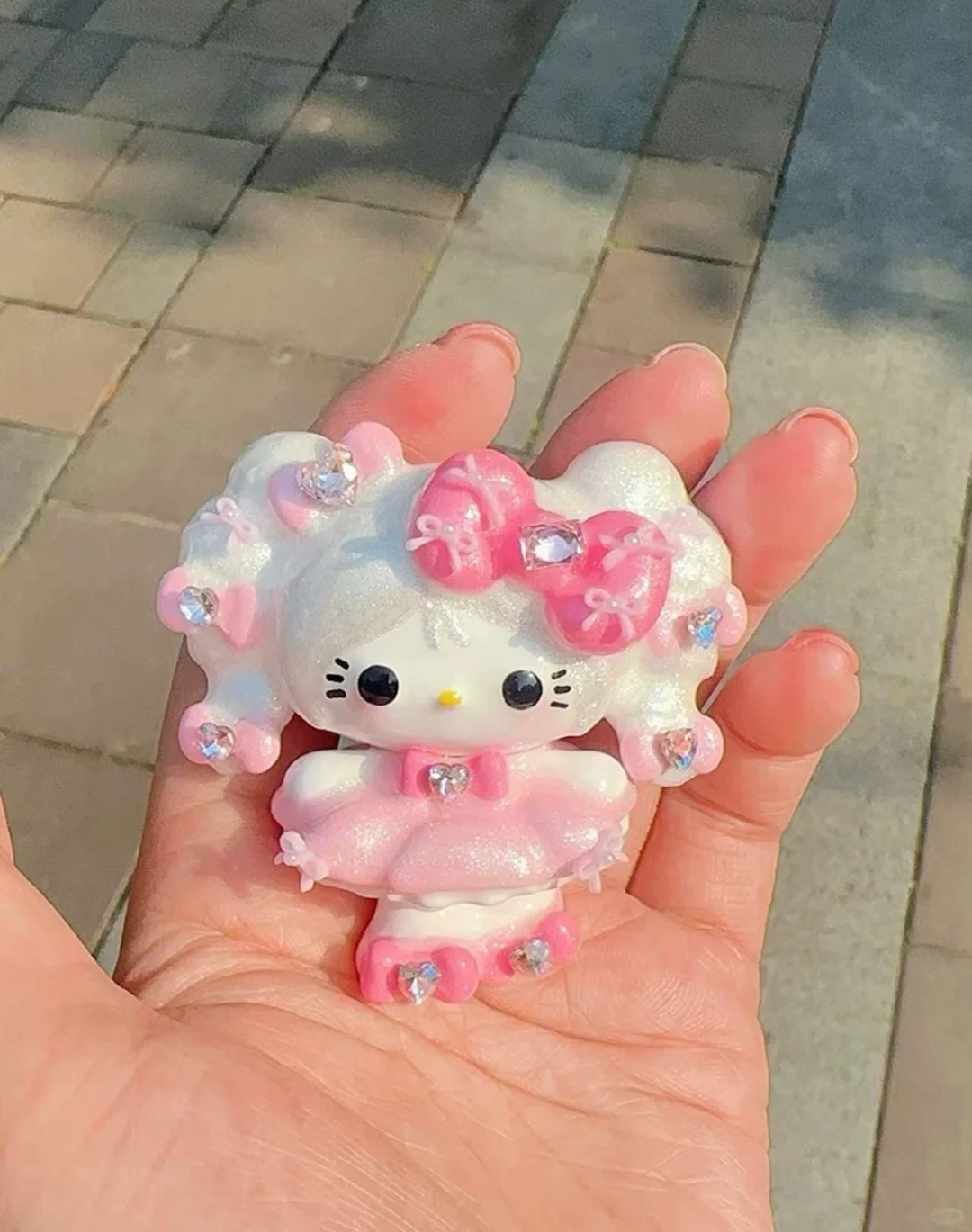 ÷蜡笔奶啤家粉红女郎