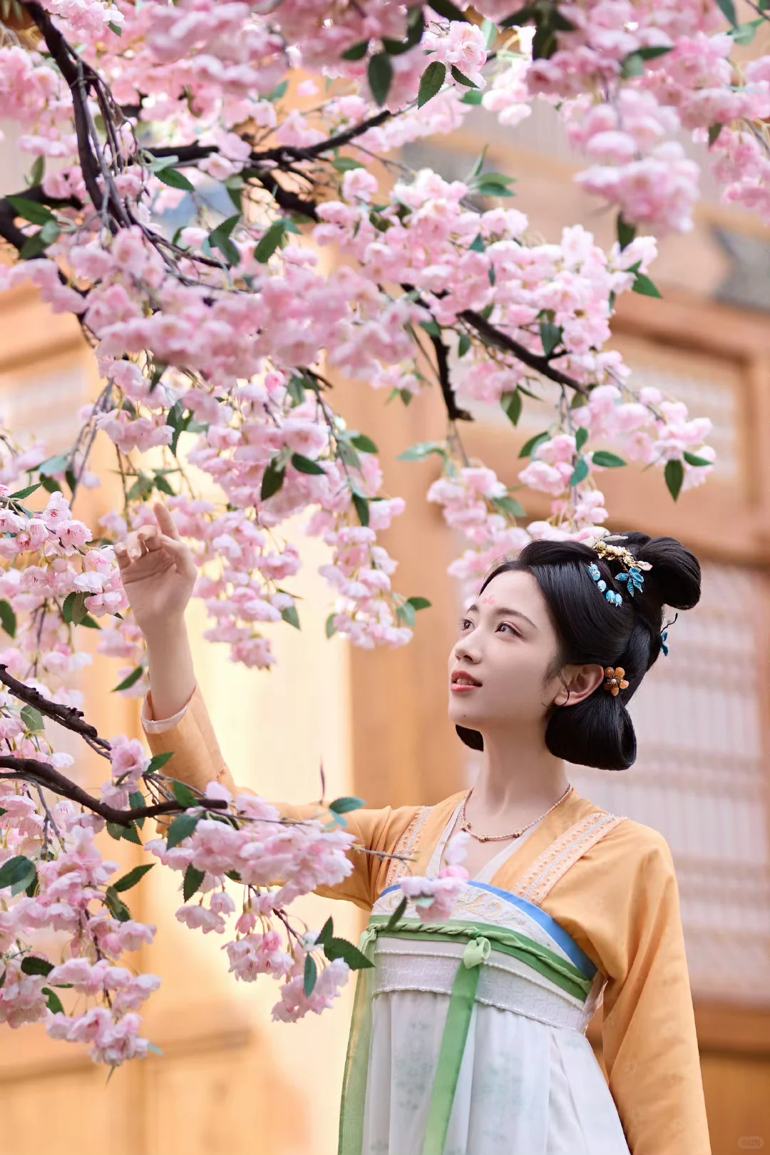 韶华若锦｜代露娃白敏敏神图