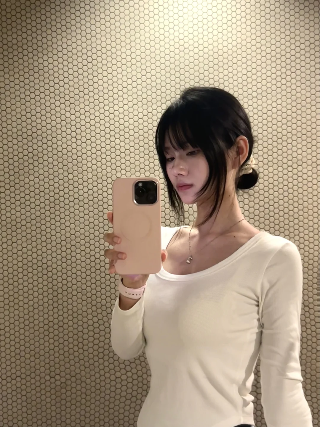 低丸子头人妻感拉满