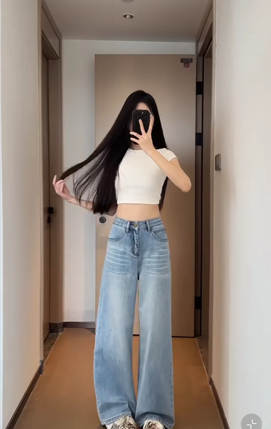 01毕业女大 新人模特