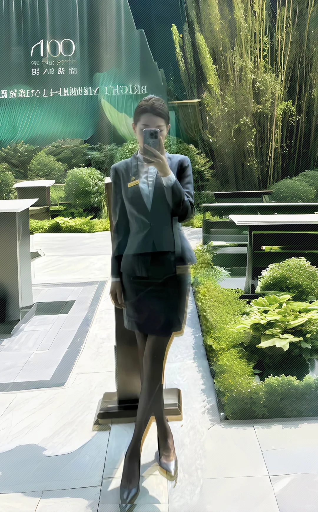 冷艳与性感于一身