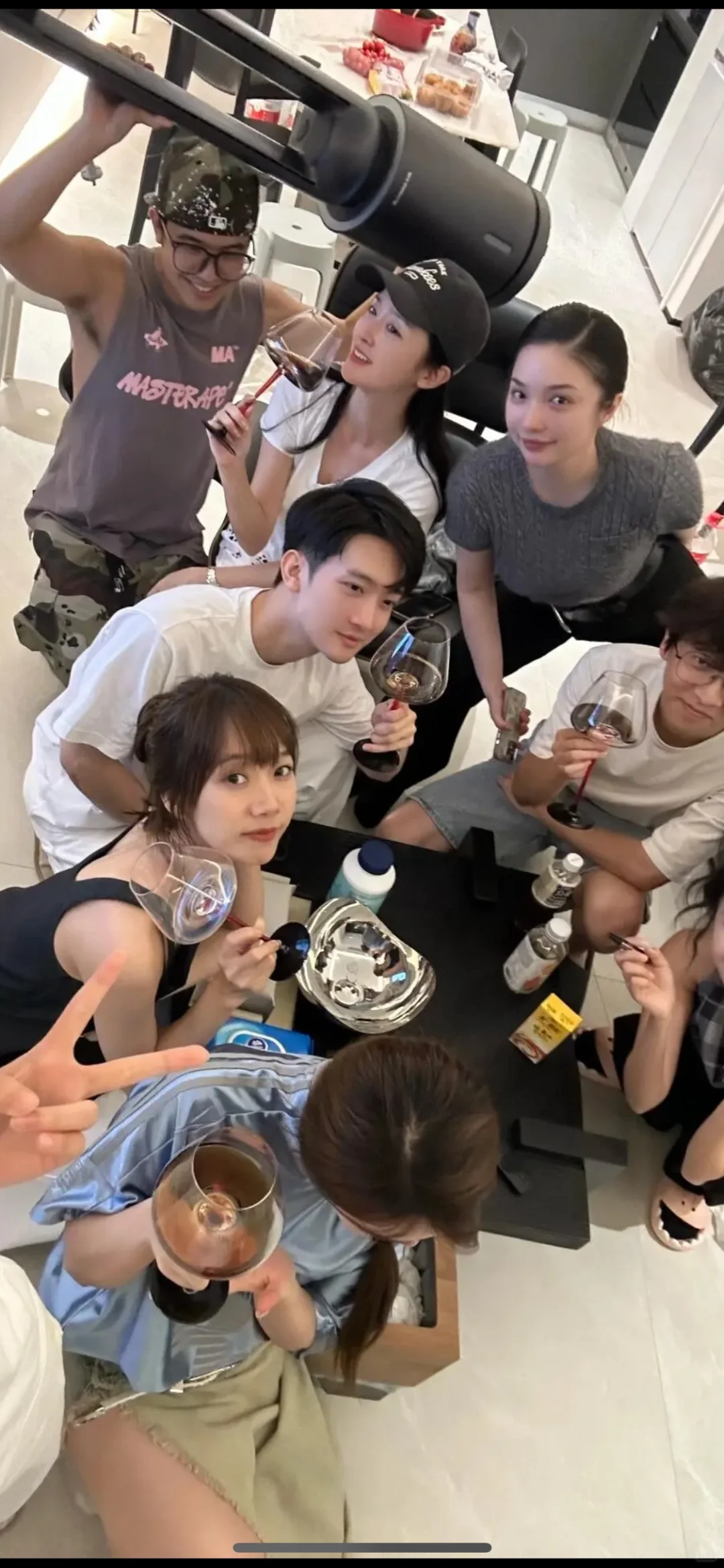 全是女的 来的男的行不行
