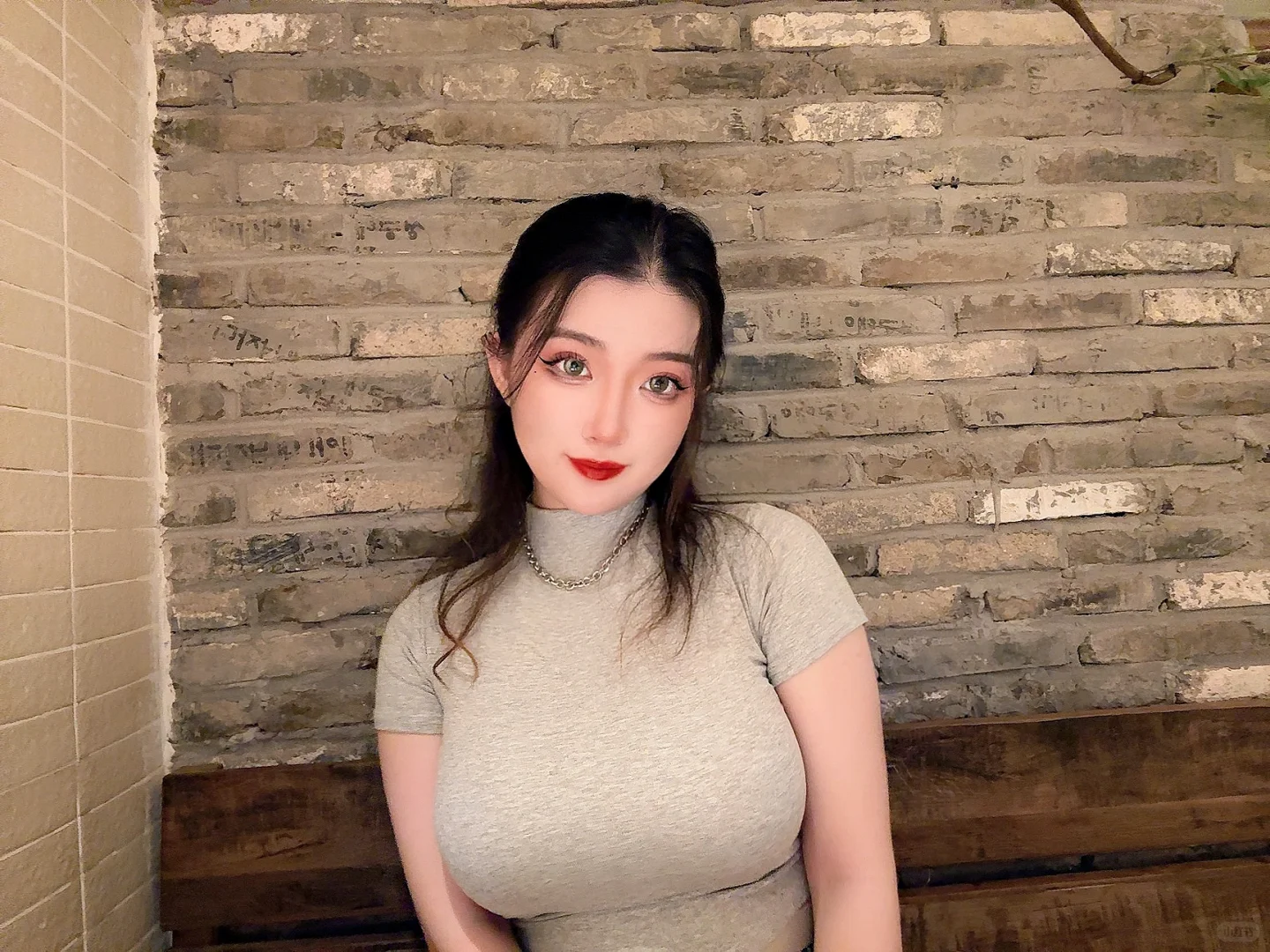 年纪轻轻就当了妈