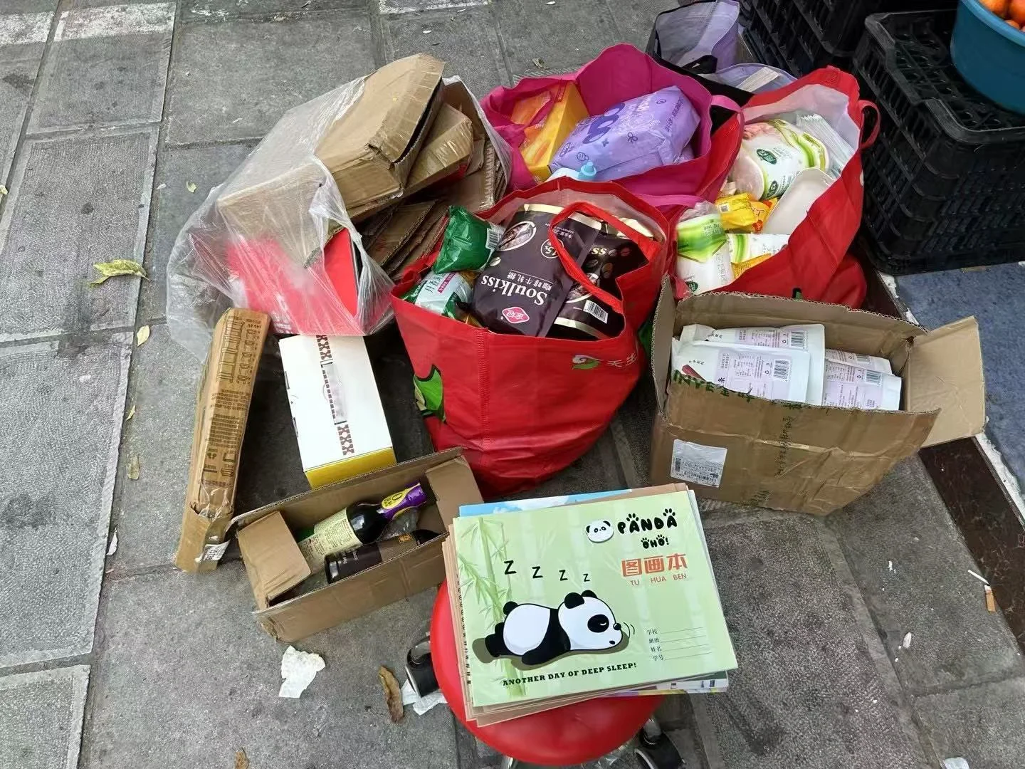 告诉李佳琦 铁粉不是孬种