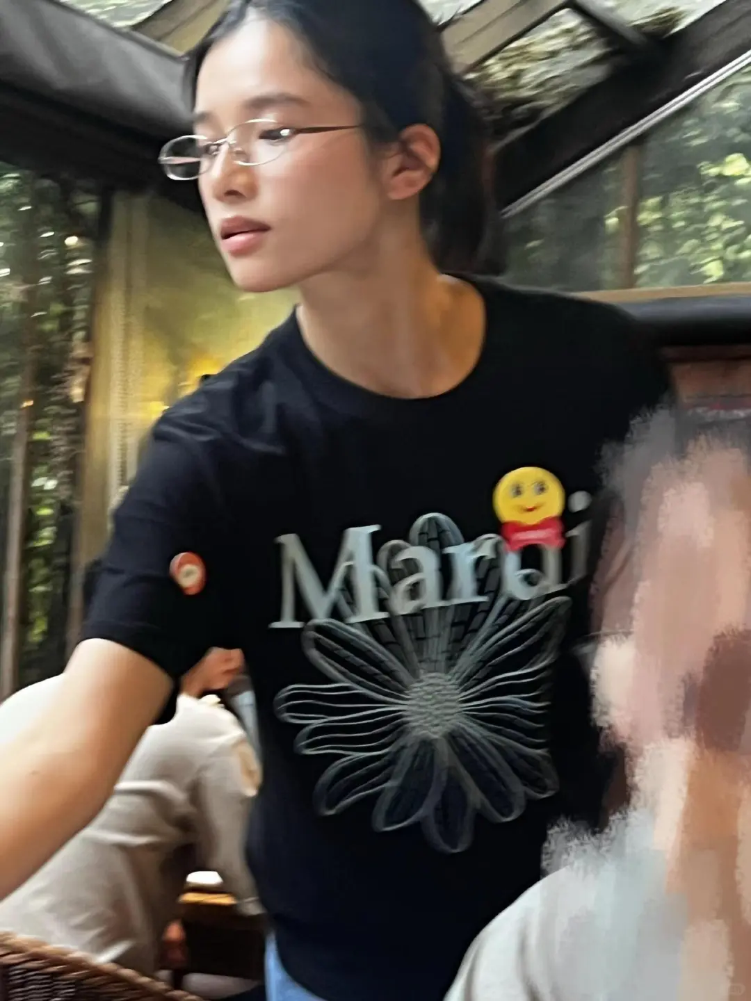 此女颜值我可太爱了