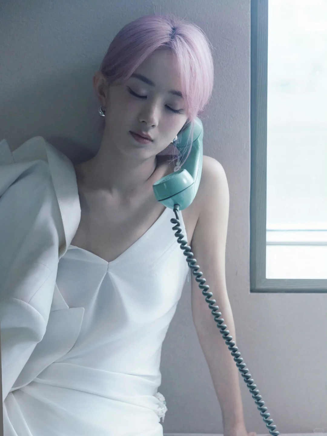 她真的好美～～～～～～～