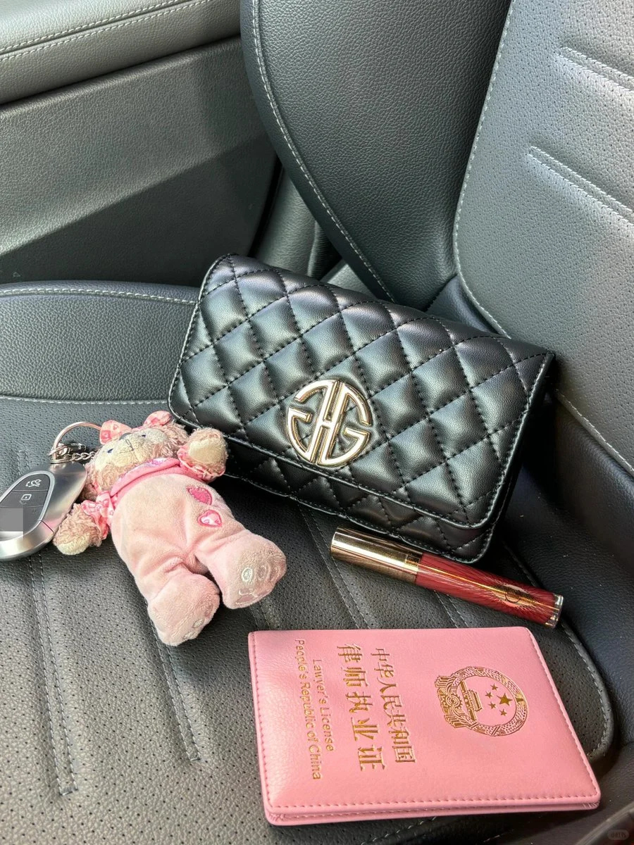 学法律女生的健身日常