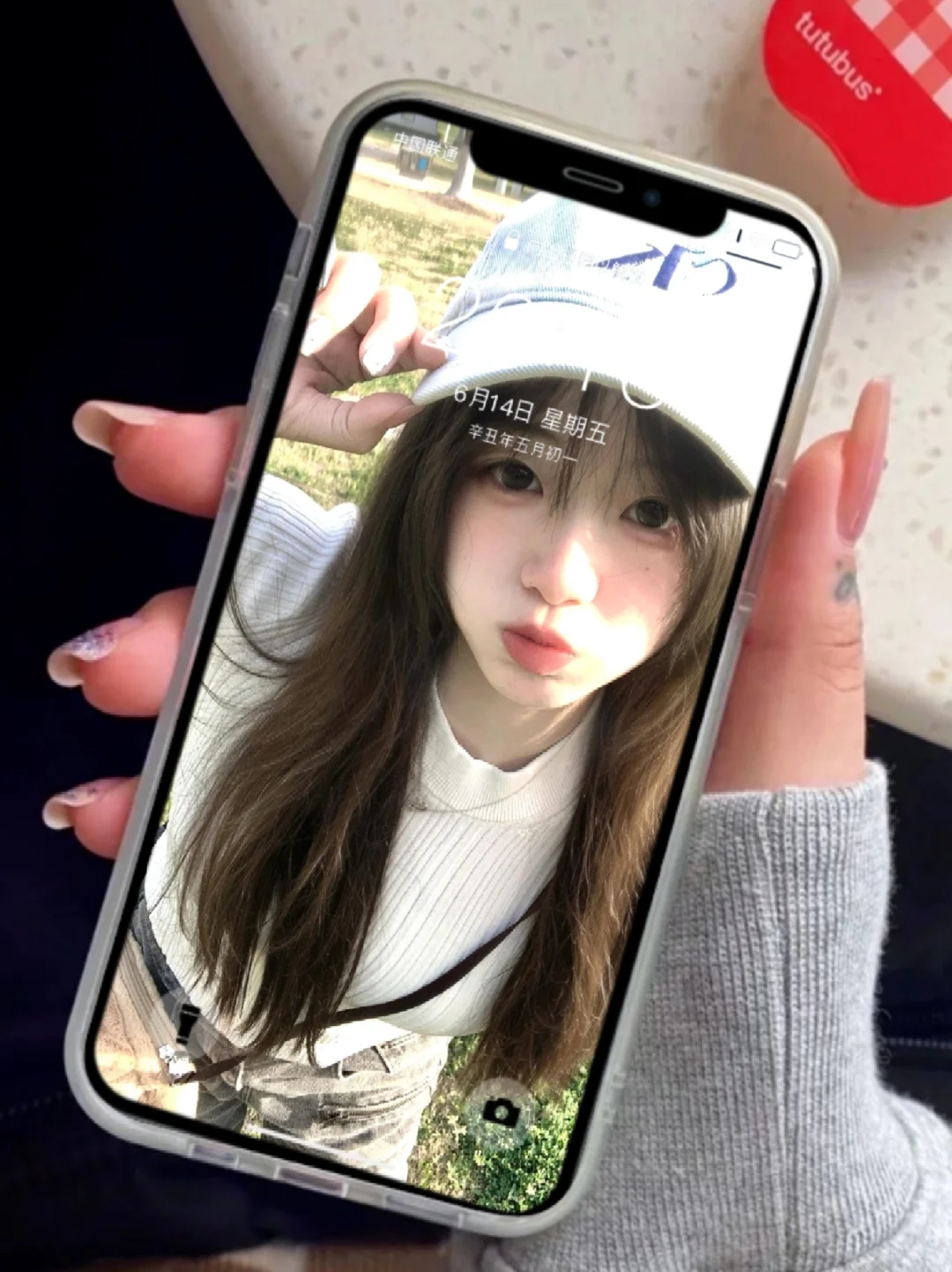 美女该有的壁纸5.28号