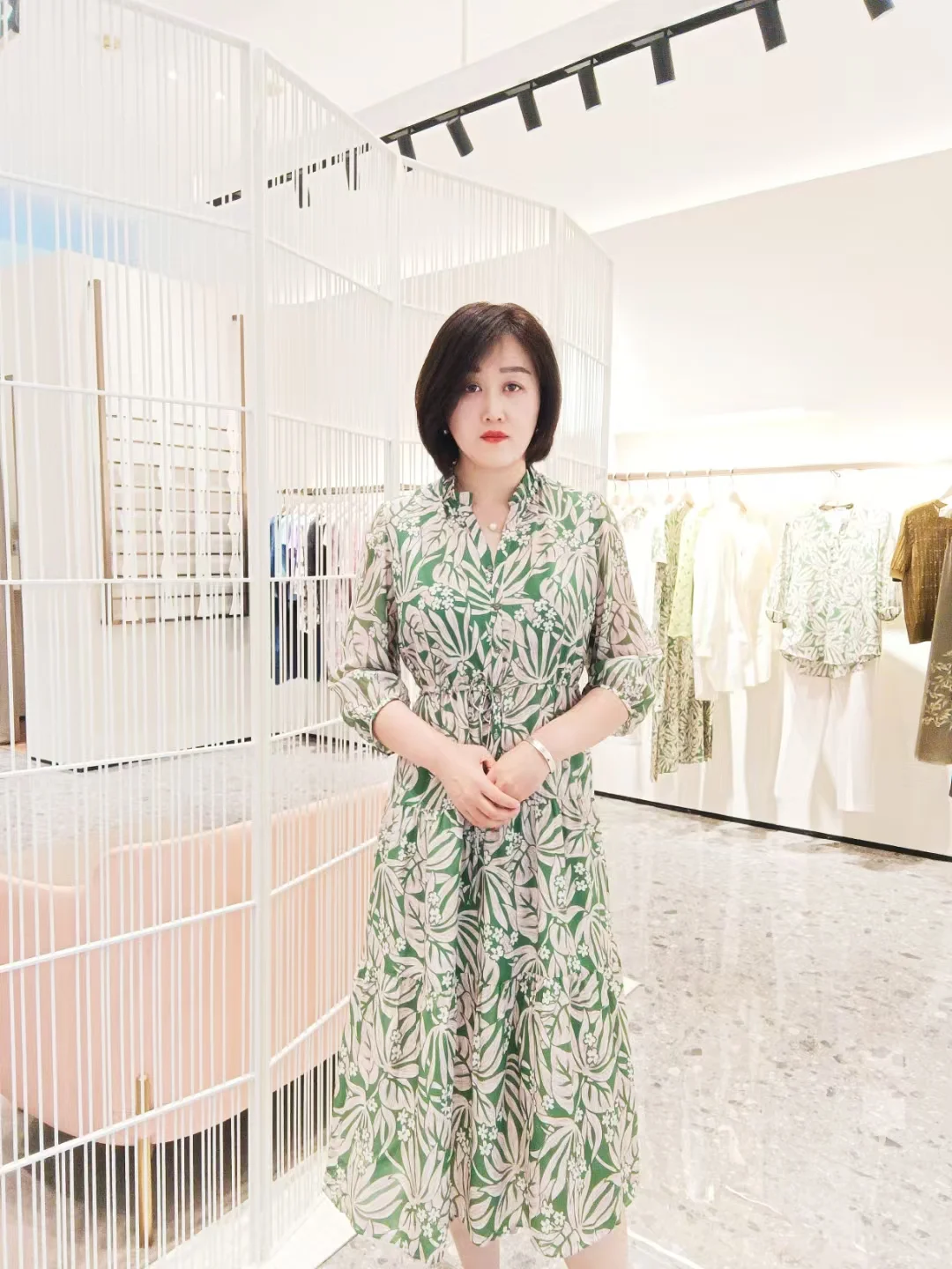 优雅女人必备单品、清爽优雅！