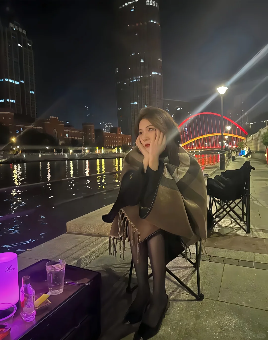 03女大模特 高度配合大吃度 蹲摄影师