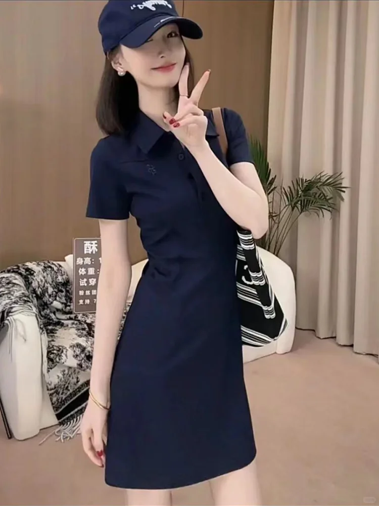 精奢风极简连衣裙通勤休闲两不误