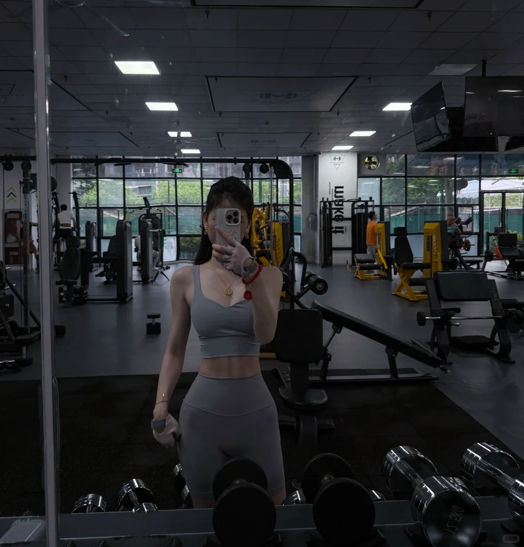 你真的不喜欢撸铁的女生吗