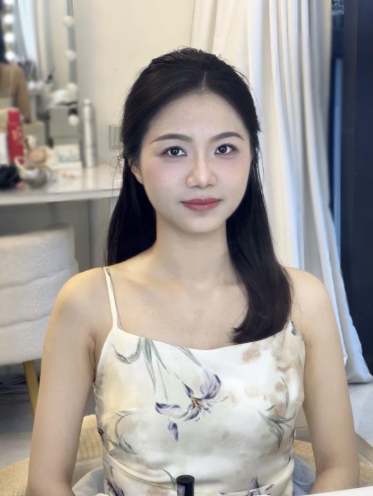 化完妆也太太太美了吧～