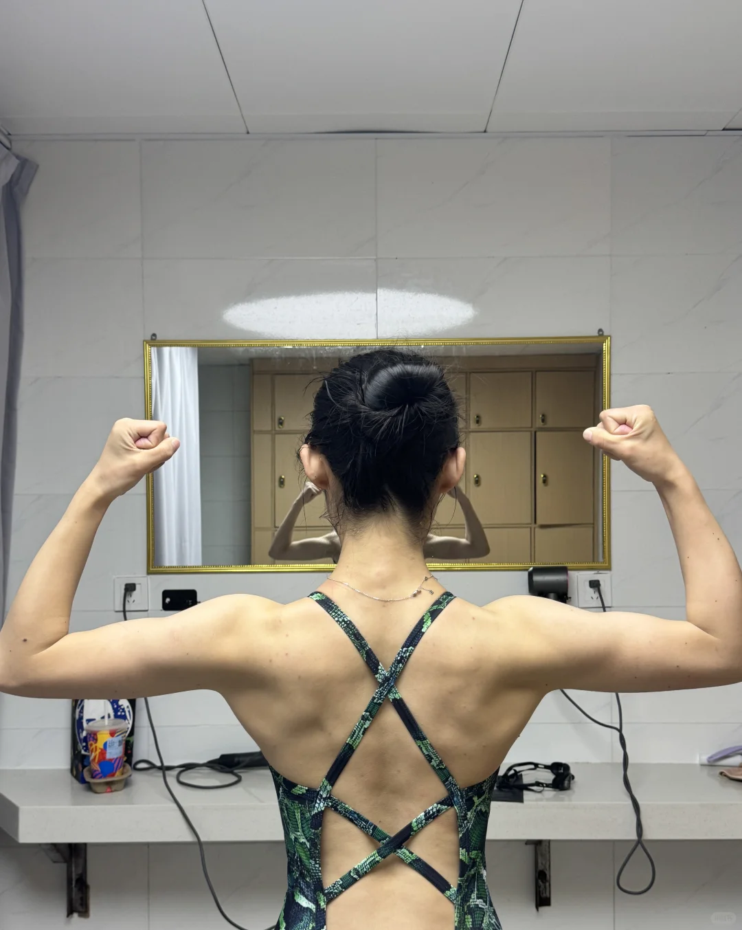 #梦核#泳池