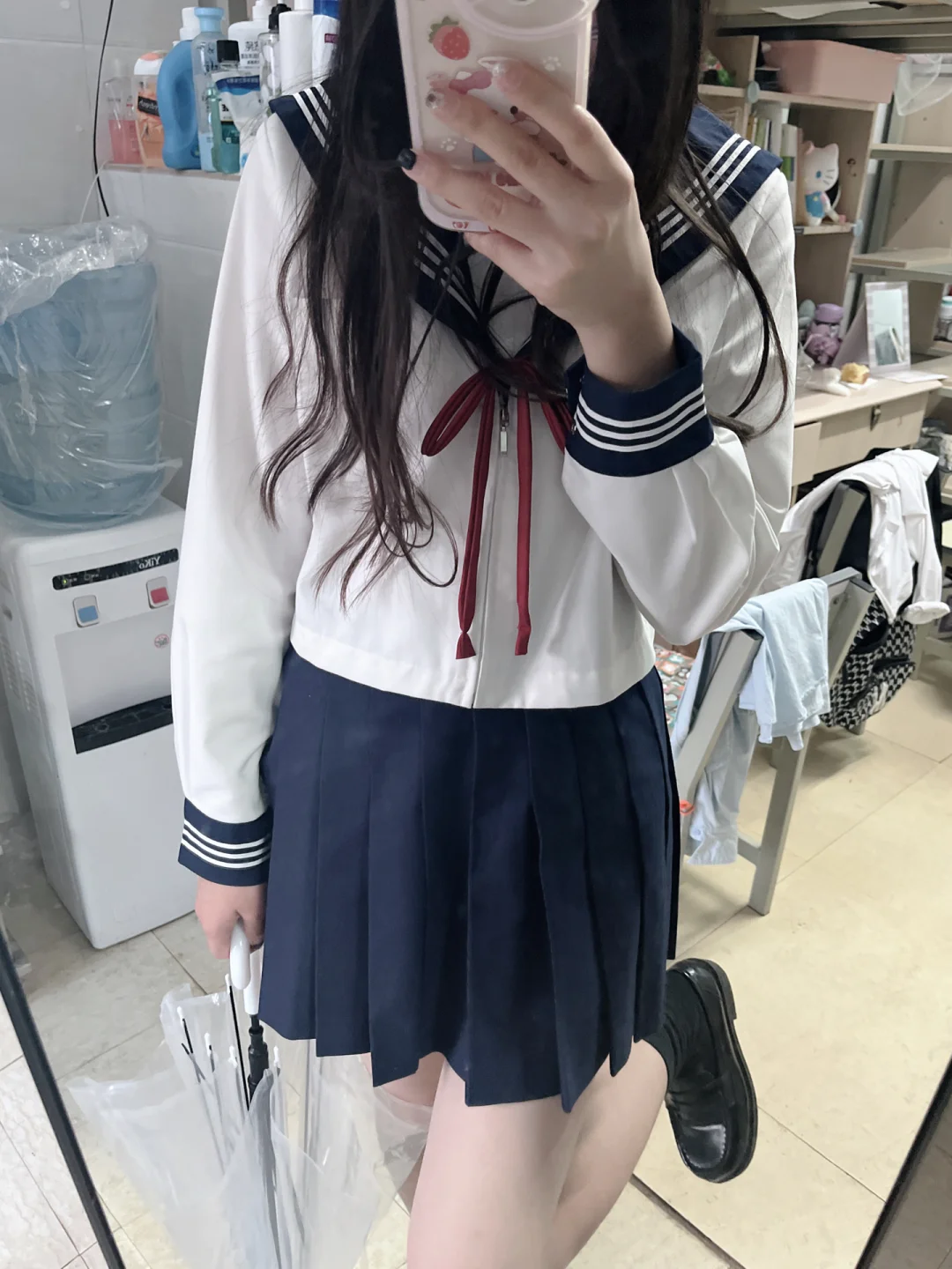 介不是纯沌清纯小学妹吗