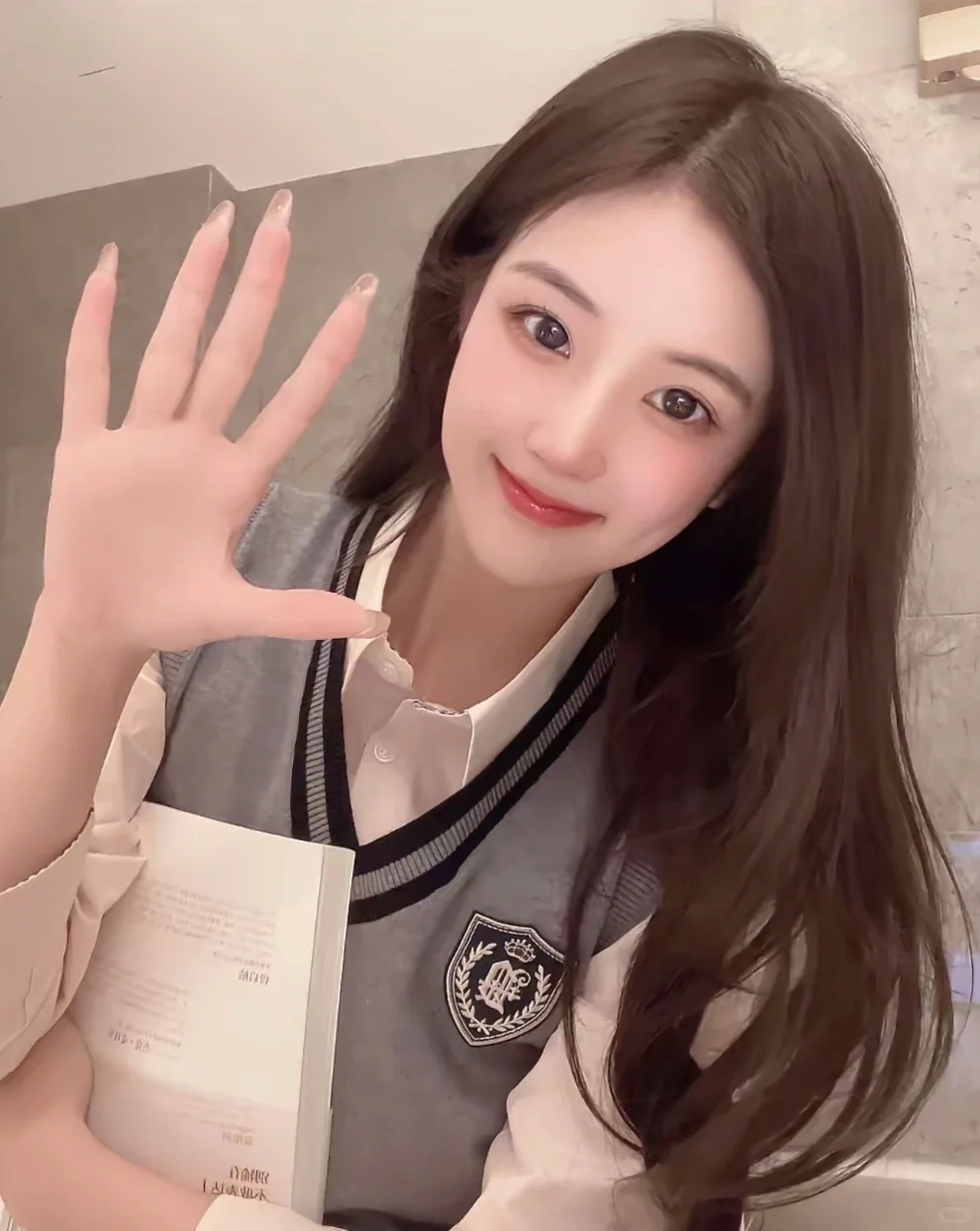 05女大 新人模特 可互动 蹲摄影师 约拍📹