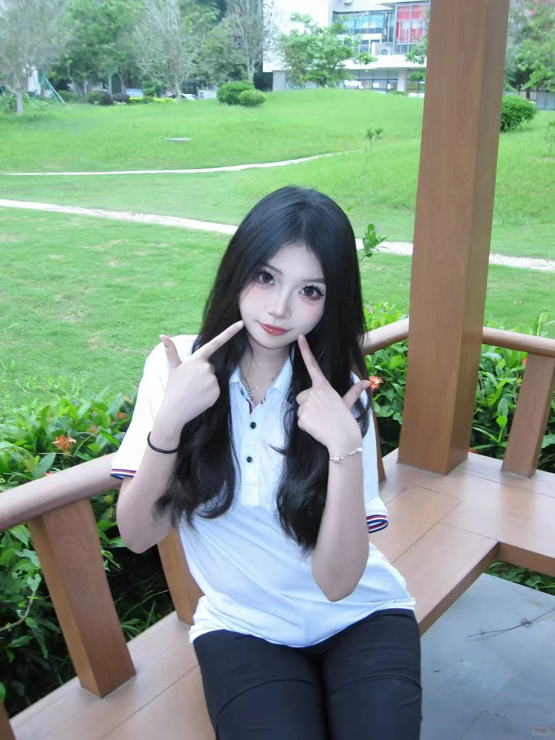 在校模特 清纯少女 蹲摄影约拍