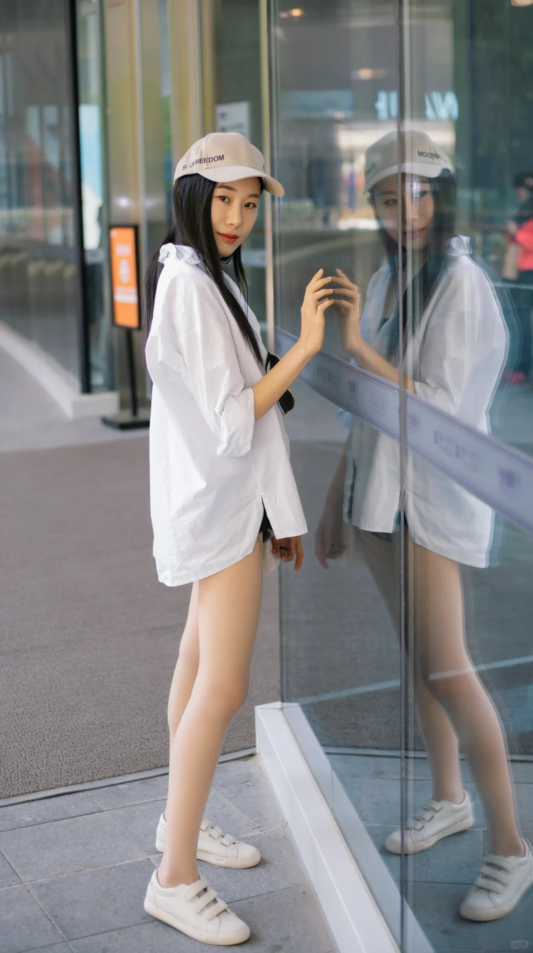 石家庄约拍筷子腿女模