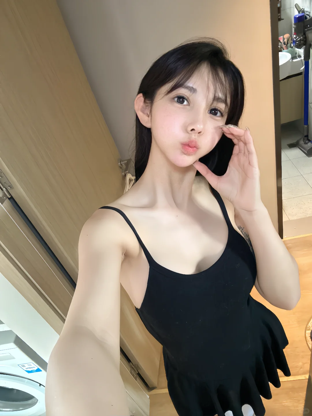 终于白了一些🥺